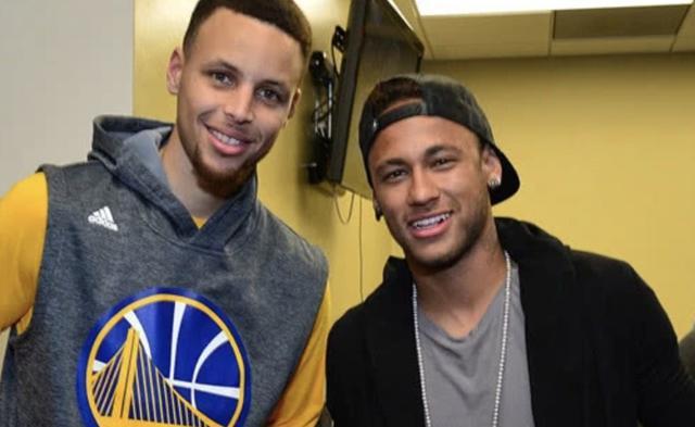 2球3助攻闪耀全场，奥利塞当选拜仁6-2弗赖堡最佳球员（梅开二度外加三助，奥利塞荣膺拜仁6-2弗赖堡全场最佳）