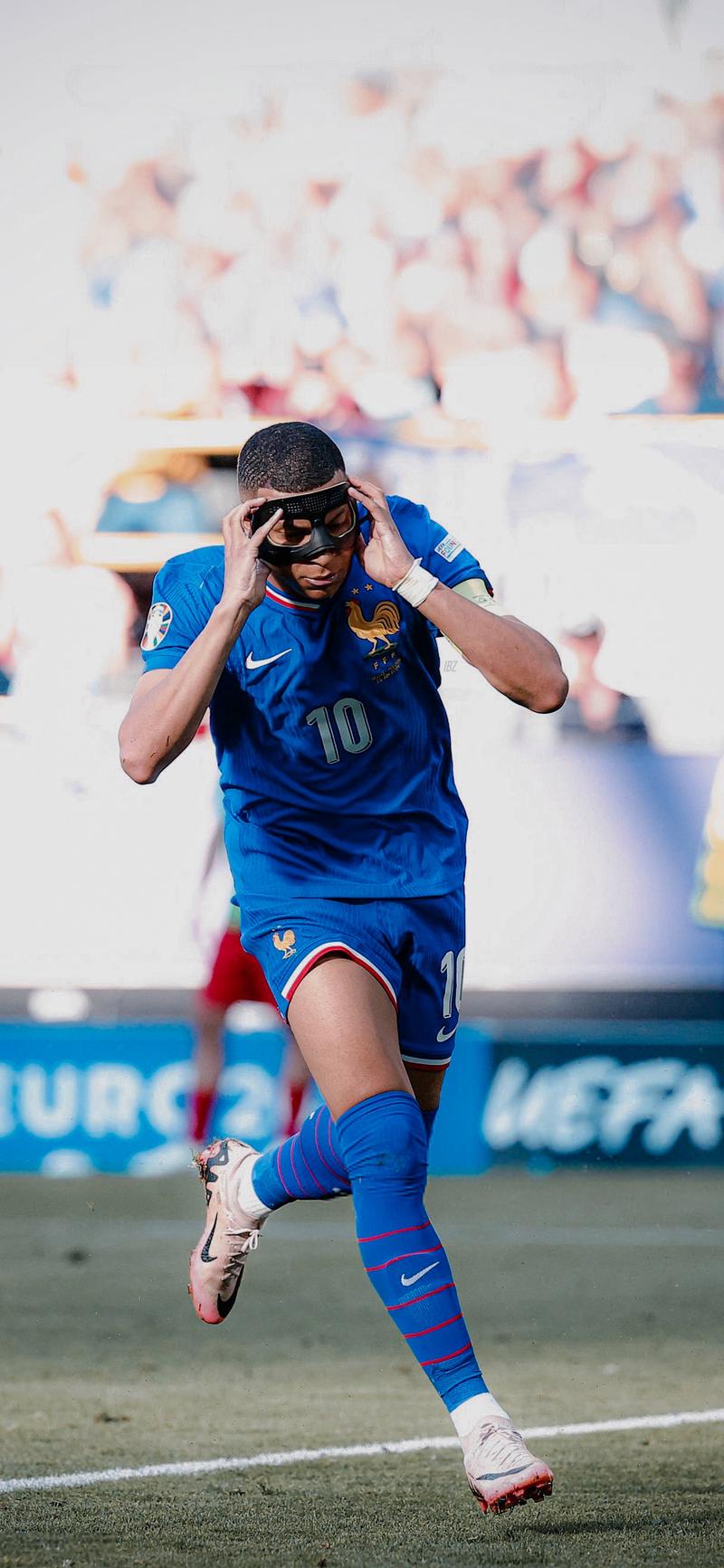 环球马术冠军赛布拉格季后赛1.65米超级大奖赛：0.02秒！阿卜杜勒·赛义德险胜登顶（环球马术冠军赛布拉格季后赛1.65米超大奖赛：阿卜杜勒·赛义德0.02秒惊险夺冠）