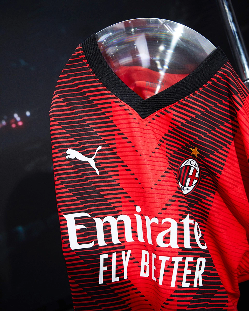 麦肯尼：没能拿下3分很遗憾；新教练带来了新的理念和活力（麦肯尼：未能全取三分遗憾，新帅注入新理念与活力）