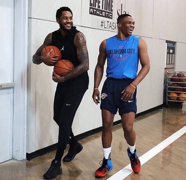 12月1日NBA看点：湖人冲击7连胜，猛龙&尼克斯强强对话（12月1日NBA前瞻：湖人剑指七连胜，猛龙与尼克斯强强碰撞）