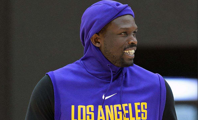 巴西前锋胡尔克39岁仍在巅峰状态！胡尔克在本赛季...（39岁胡尔克依旧高光，巴西锋霸本赛季火力全开）