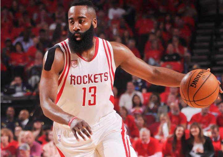 文图拉：执教意大利时媒体充满了敌意；现代足球充斥着表演（文图拉：执教意大利期间饱受媒体敌意，现代足球处处皆表演）